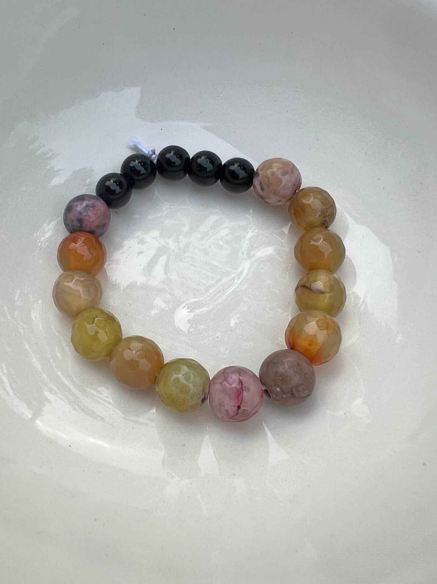 Dyed Agate and Lava Rock Elastic Bracelet