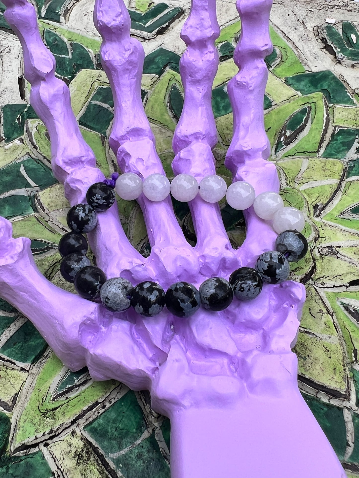 Snowflake Obsidian and Labradorite Elastic Bracelet - Spiritual Insight and Emotional Grounding